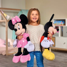 Carregar imatge al visor de la galeria, Ninot de peluix Minnie Mouse 61 cm
