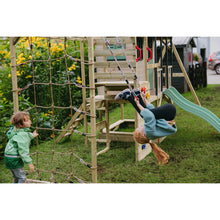 Carregar imatge al visor de la galeria, Parc Infantil de Fusta Adventure Cottage amb Tobogan, Gronxador i Gimnàs
