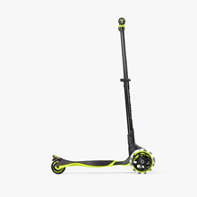 Cargar imagen en el visor de la galería, Patinete SmarTrike Xtend - Lima
