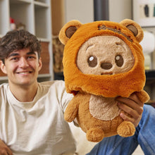 Carregar imagem no visualizador da galeria, Peluche Achuchable Star Wars Ewok 35 cm
