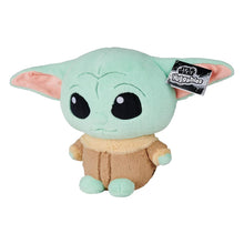 Carregar imagem no visualizador da galeria, Peluche Achuchable Star Wars Grogu 35 cm
